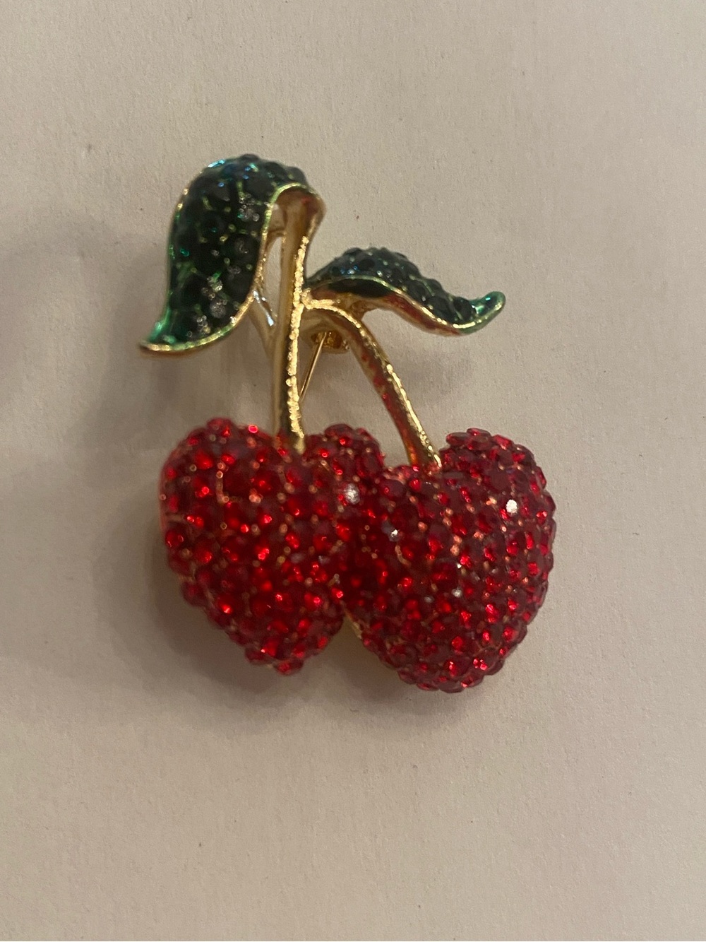 Cherry Heart Gold Tone Red Crystal Brooch NEW